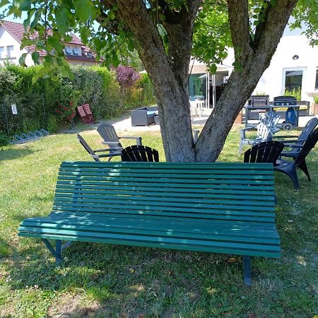 Gite Les Dames Du Quint 3 Etoiles Baume-les-Dames Bagian luar foto